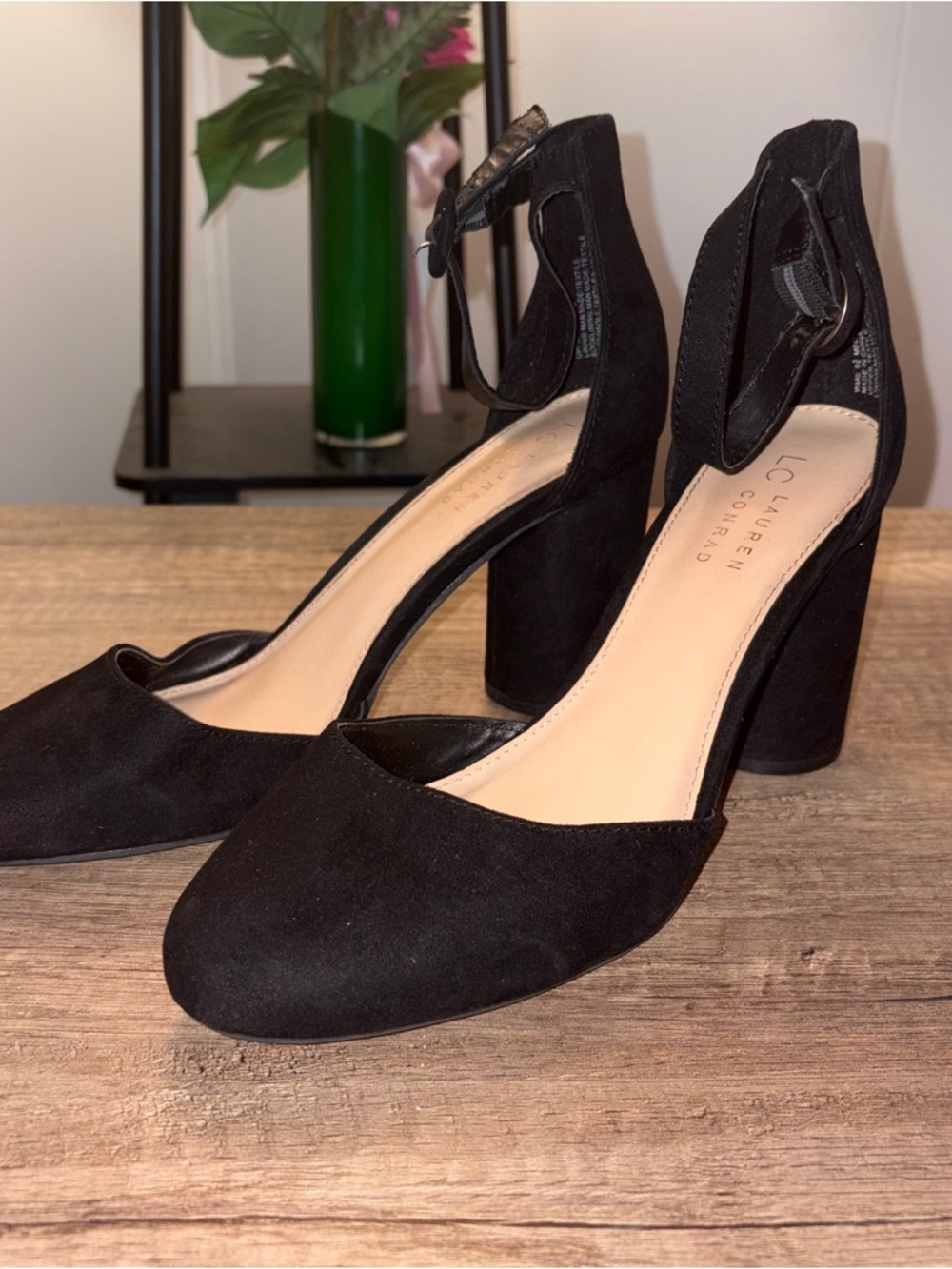 Lauren Conrad Heels Size 9 1/2 Black